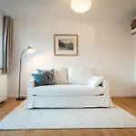 M8 - Zentral Und Exklusiv Auf 290 M2 Διαμέρισμα *